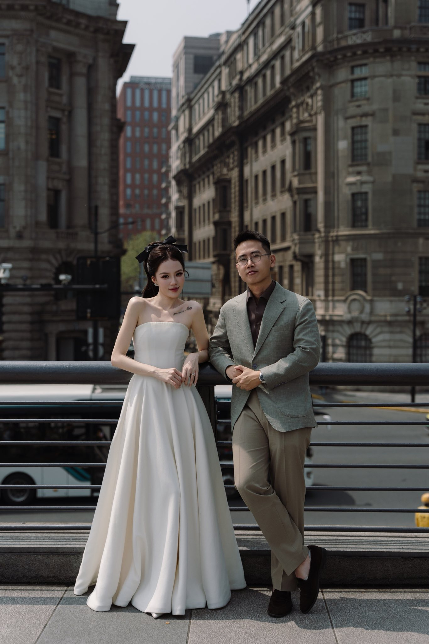 Bó hoa cưới hình tổ chim của nhiếp ảnh gia có tiếng ở Hà Nội đang gây tranh cãi - Ảnh 13.