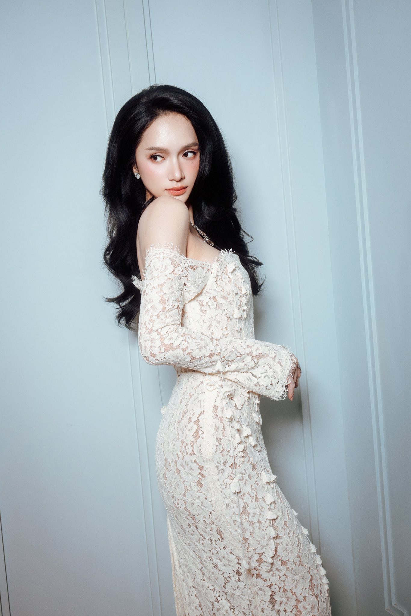 Hương Giang lên đồ "chặt chém", mang 700 triệu nhập cuộc Miss Grand mùa All stars- Ảnh 2.