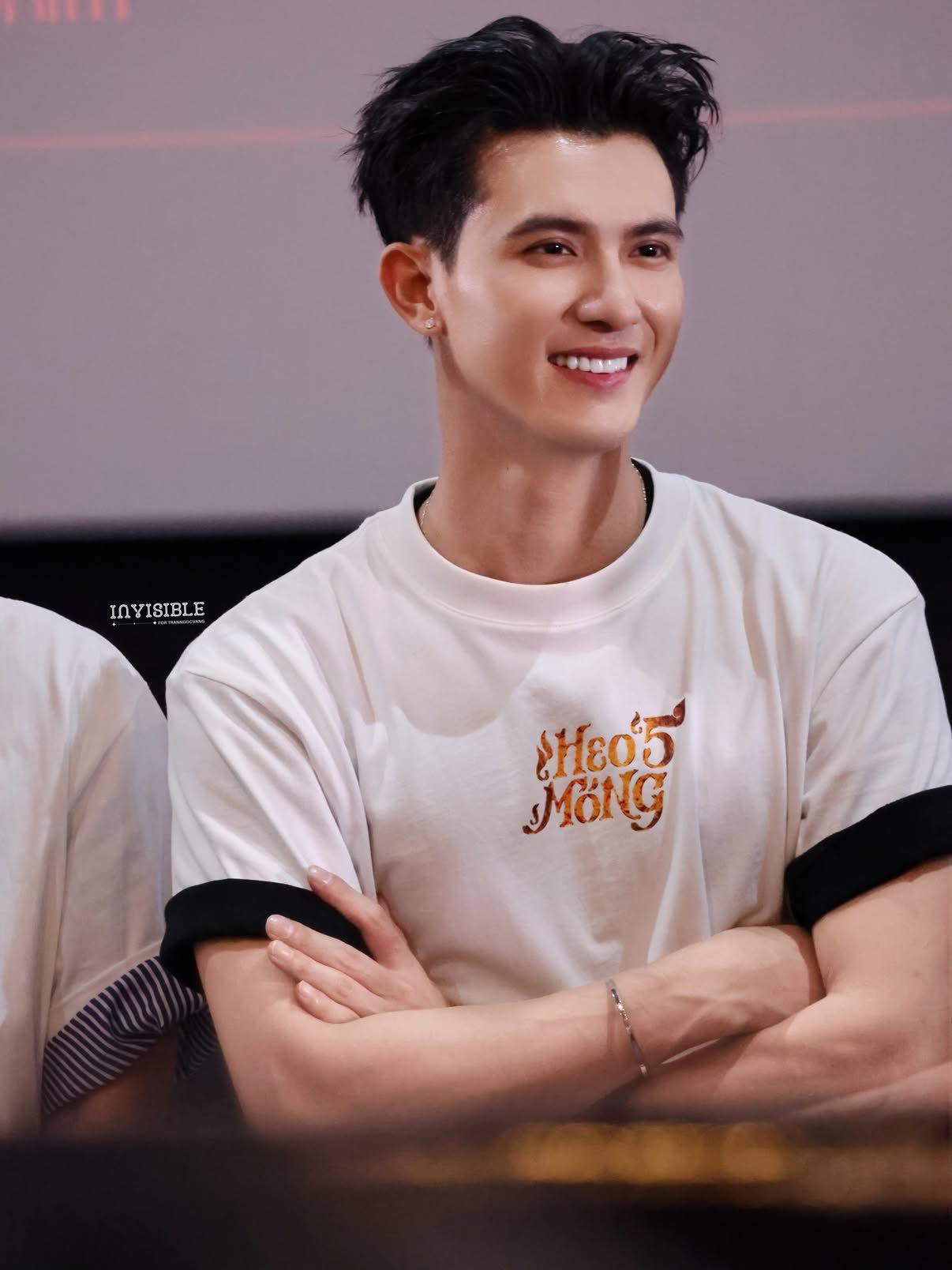 Đang hot lúc này: 