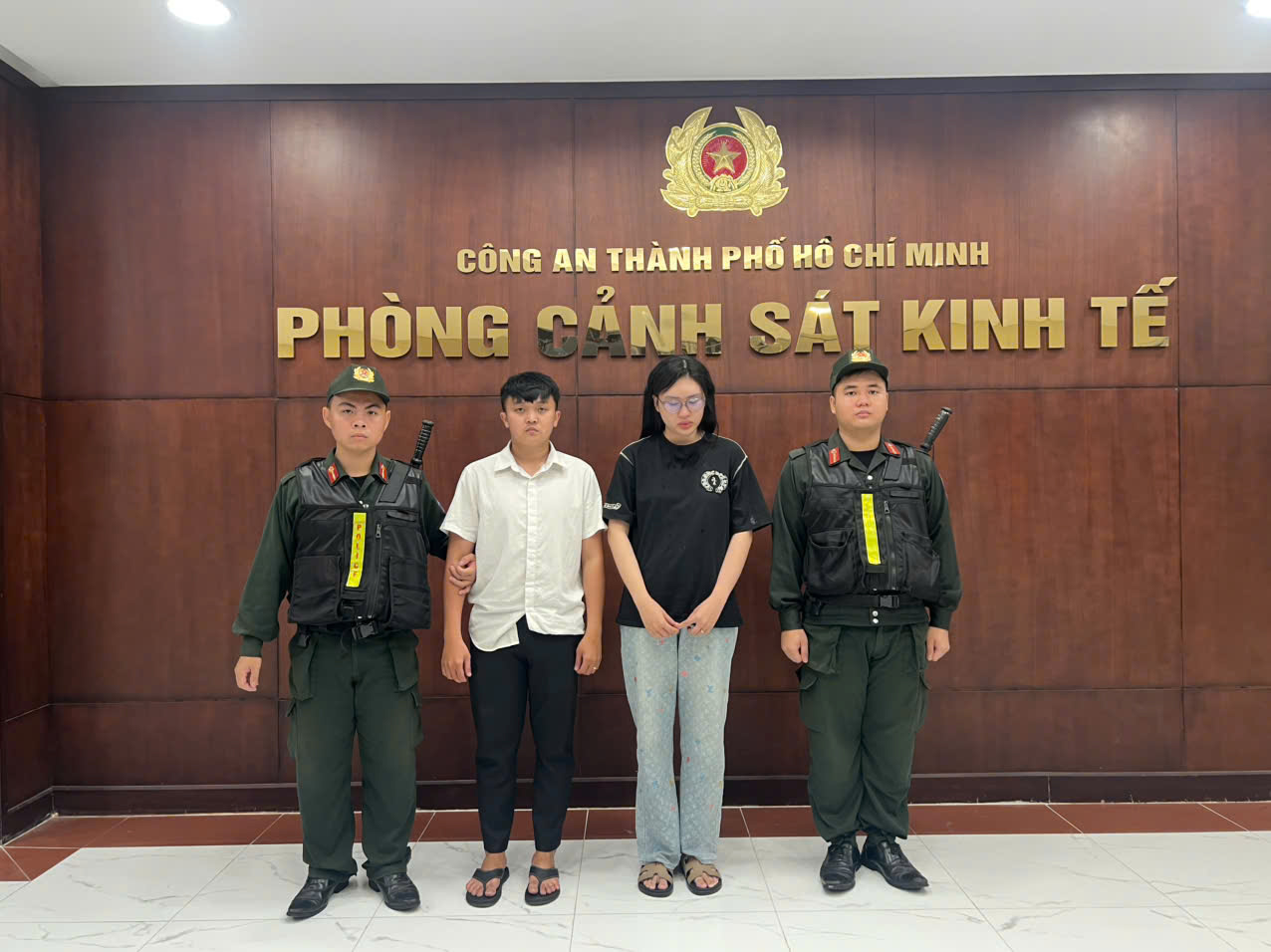 Đột kích Đột kích