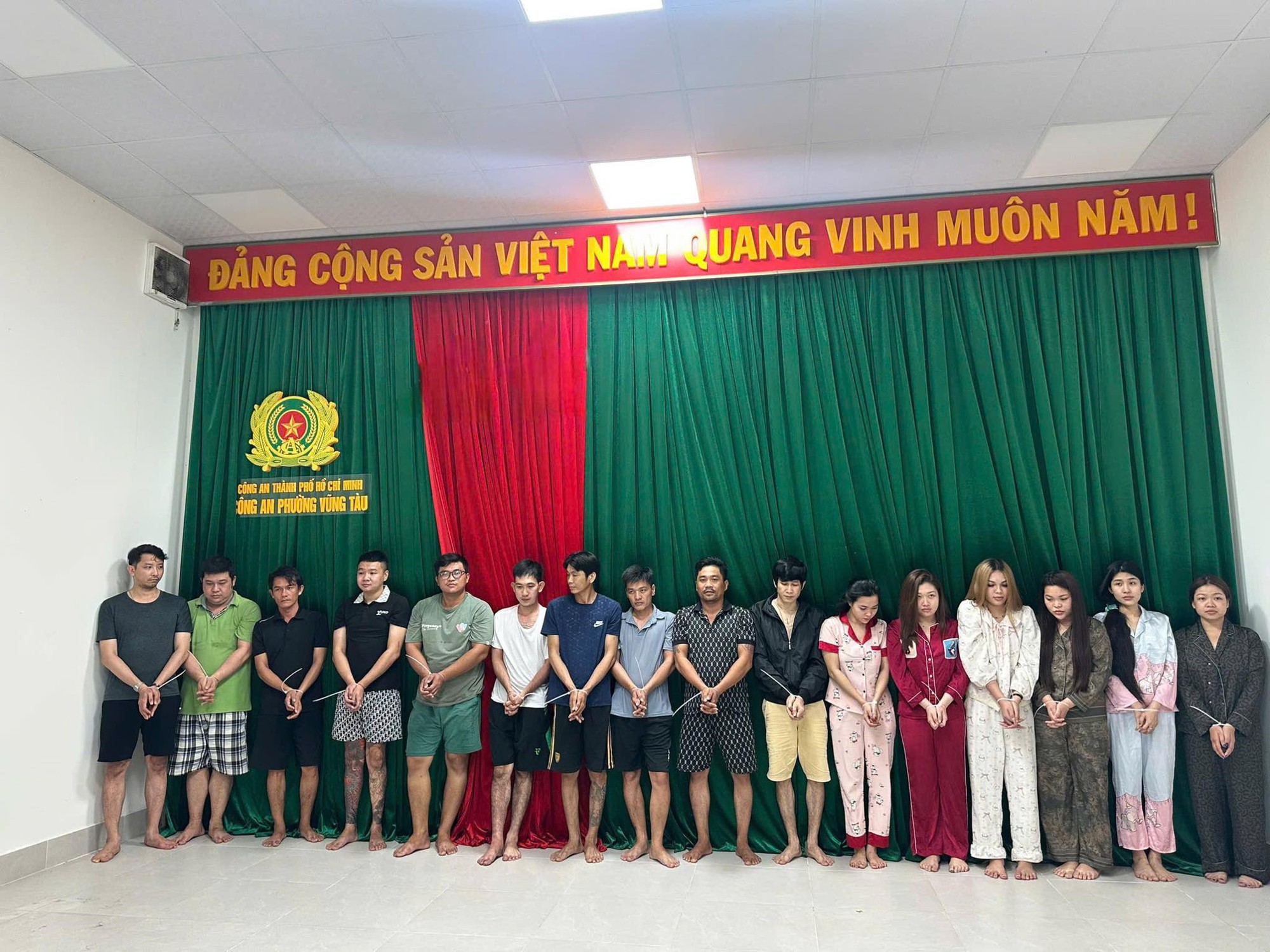 Hơn 170 đối tượng tội phạm ma túy nguy hiểm sa lưới trên địa bàn TP.HCM- Ảnh 1. Hơn 170 đối tượng tội phạm ma túy nguy hiểm sa lưới trên địa bàn TP.HCM- Ảnh 1.