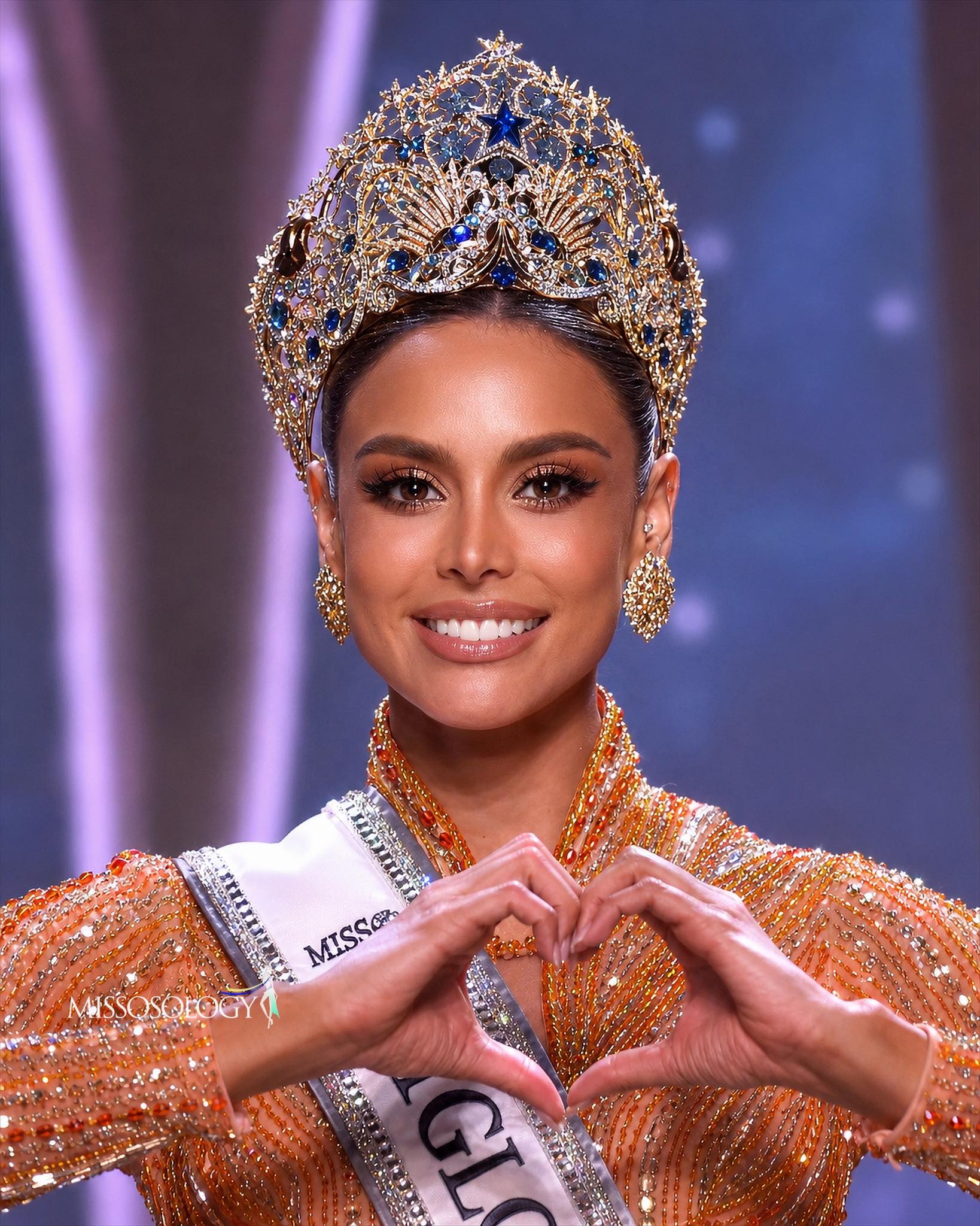 Hương Giang đạt Á hậu 2, người đẹp Colombia đăng quang Miss Grand All Stars - Ảnh 1.
