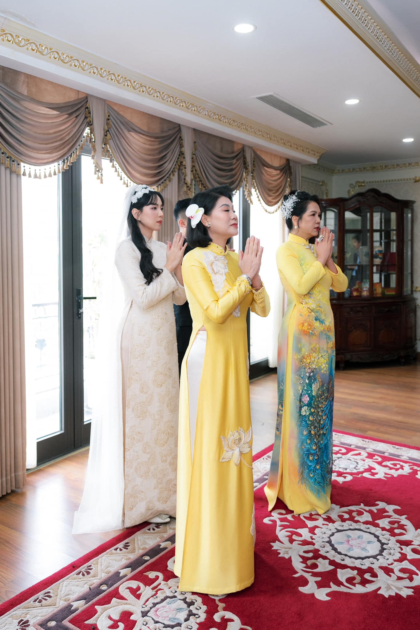 Nữ MC truyền hình cưới chồng thiếu gia kém tuổi, sống hạnh phúc trong biệt thự trắng nguy nga như lâu đài giữa Bắc Ninh - Ảnh 5.