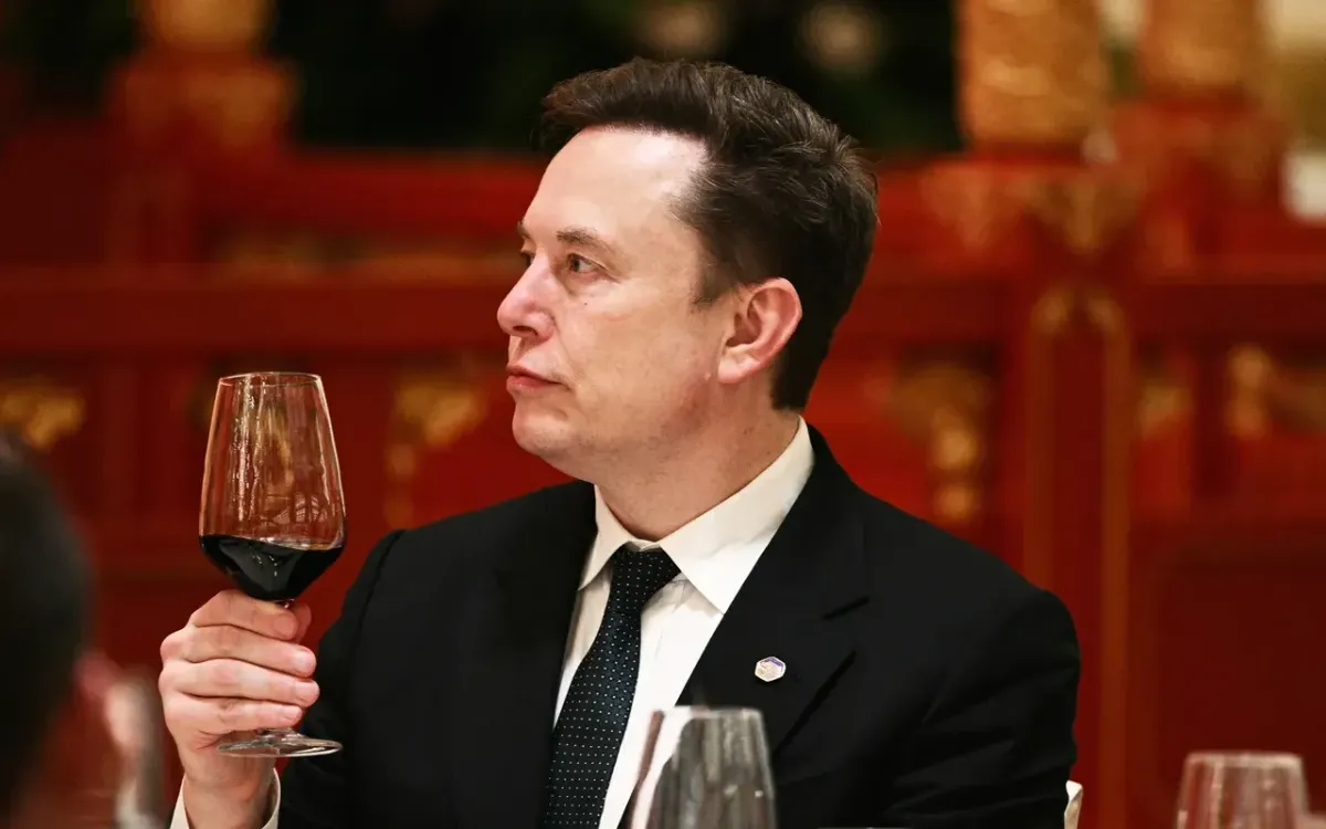 SpaceX chi 2,8 tỷ USD mua turbine khí cho trung tâm dữ liệu AI - Ảnh 1.