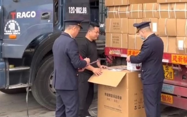 Bổ sung xử phạt vi phạm hành chính trên môi trường điện tử trong lĩnh vực hải quan