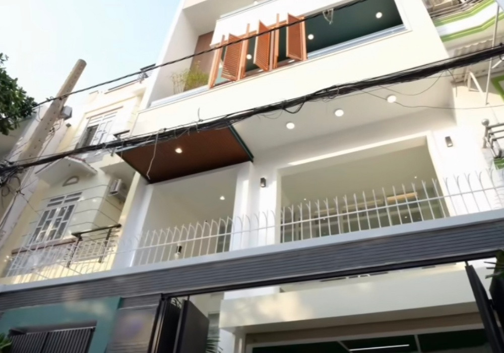 Cặp đôi quyền lực showbiz ở biệt thự ngoại ô sang như resort 5*: Sân thượng rộng đến mức có thể đạp xe, hồ bơi riêng trong khuôn viên nhà- Ảnh 2.