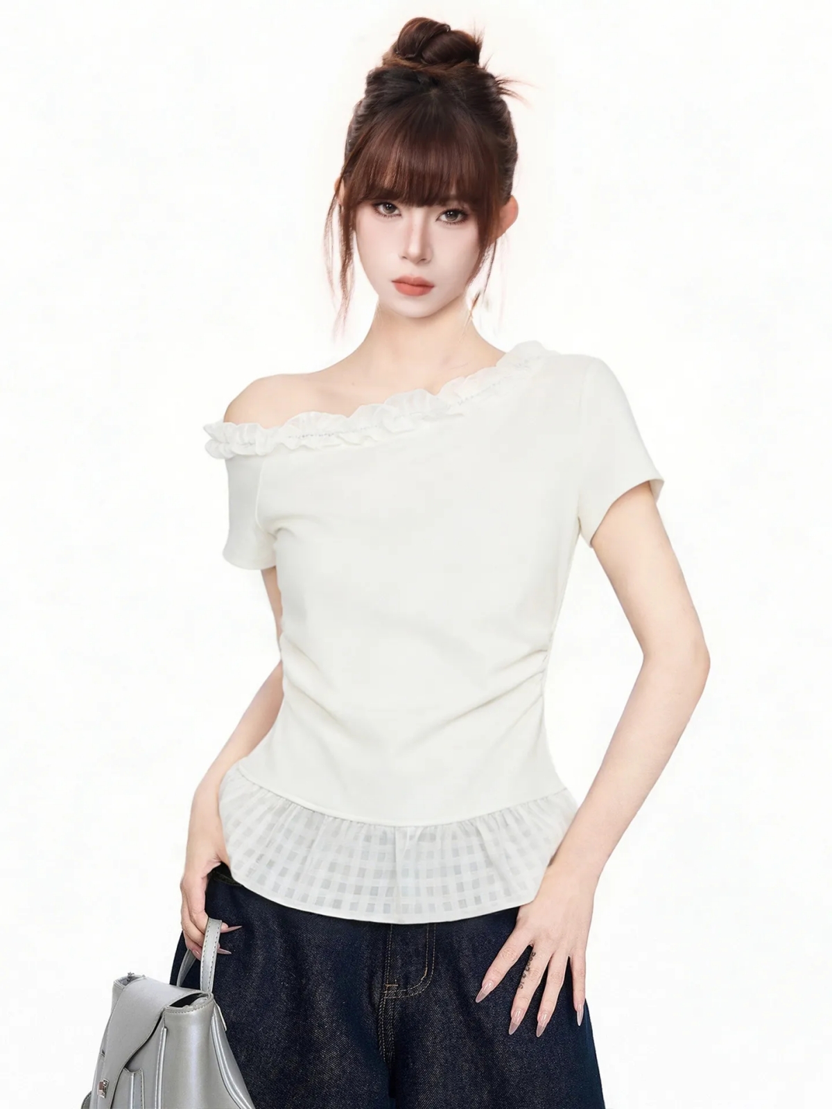 Phụ nữ 2026 đam mê phong cách "quiet luxyry", giống như vừa bước ra từ phòng ngủ sang trọng- Ảnh 23.