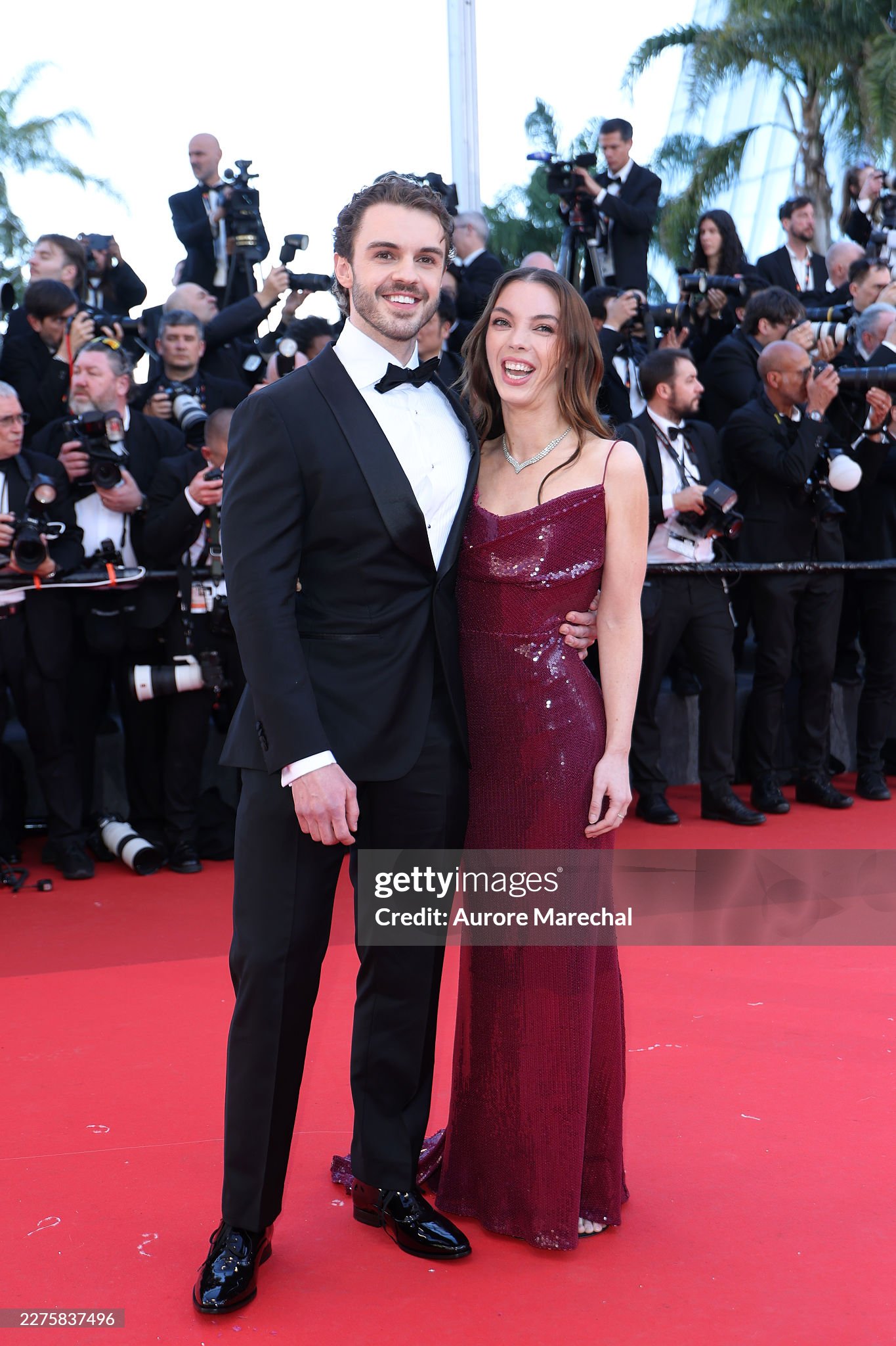 Thảm đỏ khai mạc Cannes 2026: Nàng thơ Pháp hở bạo lấn lướt Demi Moore - Heidi Klum, dàn sao châu Á đổ bộ hoành tráng- Ảnh 34.