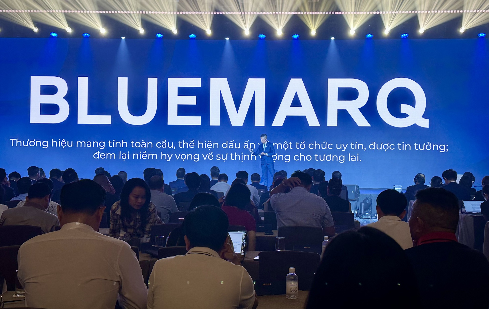 Đất Xanh đổi tên thành BLUEMARQ Group: Bước chuyển mạnh mẽ trong kinh tế 2026 - Ảnh 2. Đất Xanh đổi tên thành BLUEMARQ Group: Bước chuyển mạnh mẽ trong kinh tế 2026 - Ảnh 2.