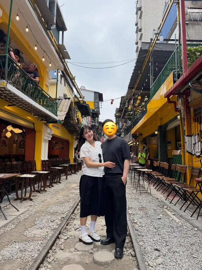 V (BTS) có liên quan đến 1 nữ diễn viên đang mang thai?- Ảnh 7.
