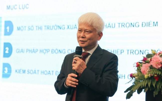 Cần một 