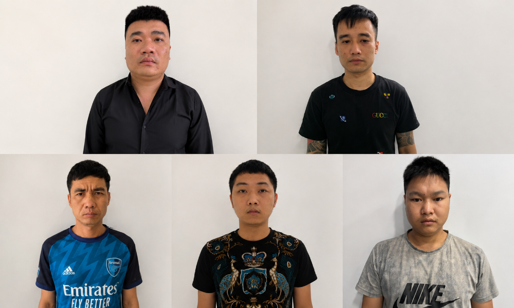 Khám xét khẩn cấp căn hộ chung cư, khởi tố Tạ Văn Phúc SN 1993- Ảnh 1.