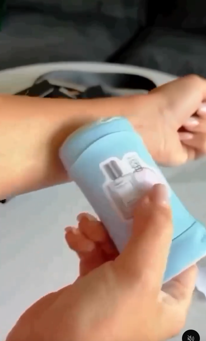 Cách dùng nước hoa mới đang viral vì giúp thơm lâu mà không tốn nhiều tiền- Ảnh 6.