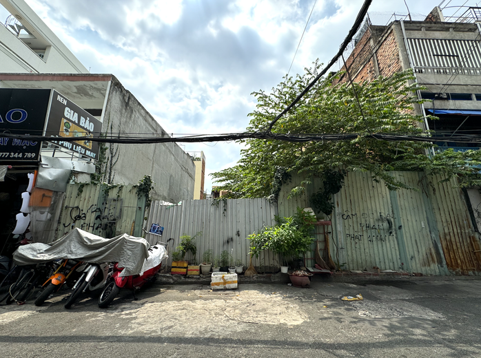 Thông tin mới về 16 chung cư cấp D tại TPHCM- Ảnh 2. Thông tin mới về 16 chung cư cấp D tại TPHCM- Ảnh 2.