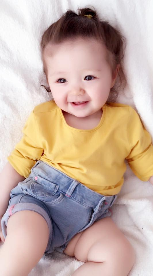 Khoảnh khắc Elly Trần cắt tóc cho con gái thu hút gần 650 nghìn lượt quan tâm, Cadie Mộc Trà gây chú ý vì lớn bổng như thiếu nữ- Ảnh 9. Khoảnh khắc Elly Trần cắt tóc cho con gái thu hút gần 650 nghìn lượt quan tâm, Cadie Mộc Trà gây chú ý vì lớn bổng như thiếu nữ- Ảnh 9.