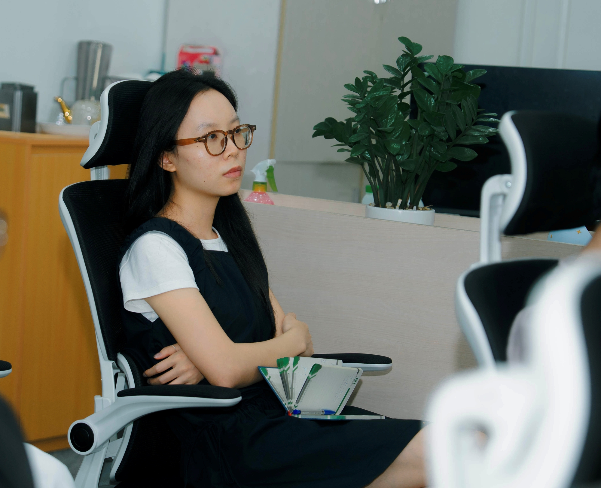 Cất xe máy đi làm bằng xe bus 3 tiếng mỗi ngày, cô gái 26 tuổi sống ở Hà Nội tiết kiệm gần 6 triệu/tháng- Ảnh 1.