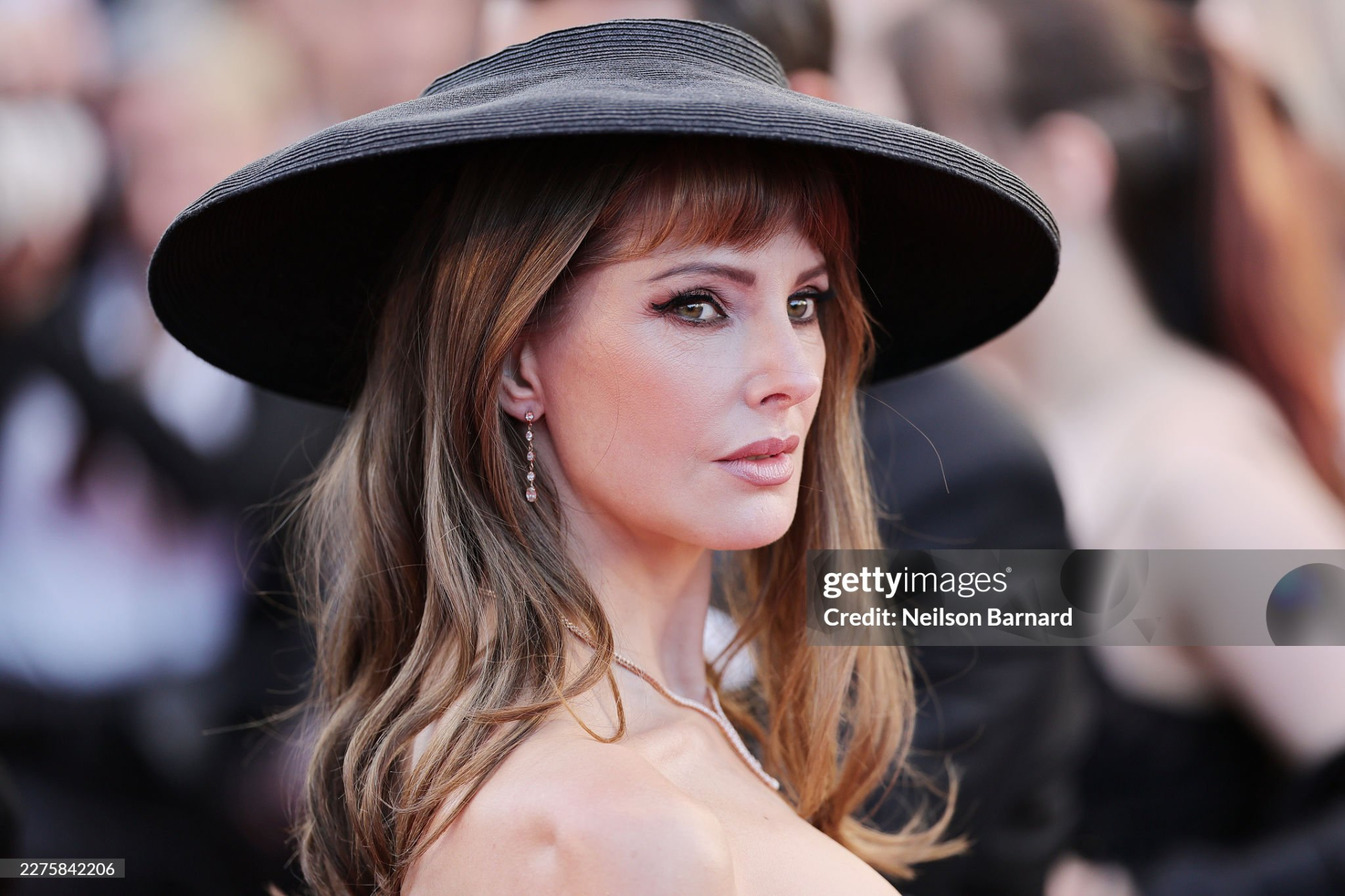 Thảm đỏ khai mạc Cannes 2026: Nàng thơ Pháp hở bạo lấn lướt Demi Moore - Heidi Klum, dàn sao châu Á đổ bộ hoành tráng- Ảnh 6.