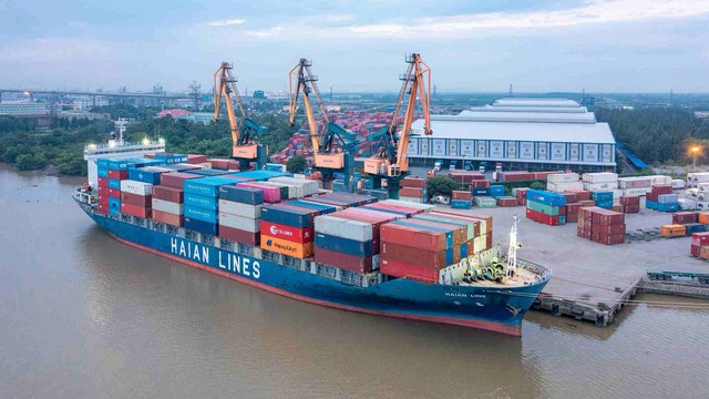 Xếp dỡ Hải An đặt mục tiêu lợi nhuận giảm 11%, phát hành gần 1.900 tỷ đồng trái phiếu- Ảnh 1.