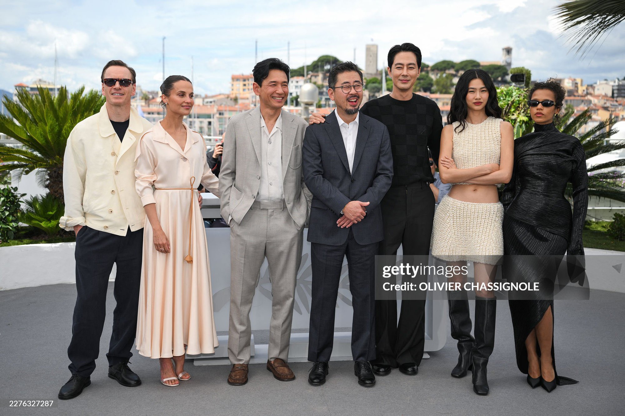 Phim Hàn hay xuất sắc nhận tràng vỗ tay 6 phút ở Cannes: Tinh hoa 4 phương tụ hội, nam chính đắt giá bậc nhất showbiz- Ảnh 7. Phim Hàn hay xuất sắc nhận tràng vỗ tay 6 phút ở Cannes: Tinh hoa 4 phương tụ hội, nam chính đắt giá bậc nhất showbiz- Ảnh 7.