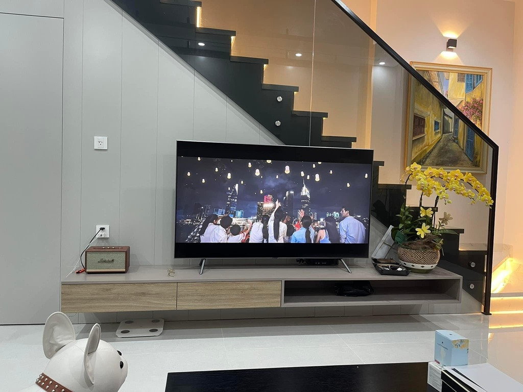 Nam nghệ sĩ U40 cưới vợ đẹp như 