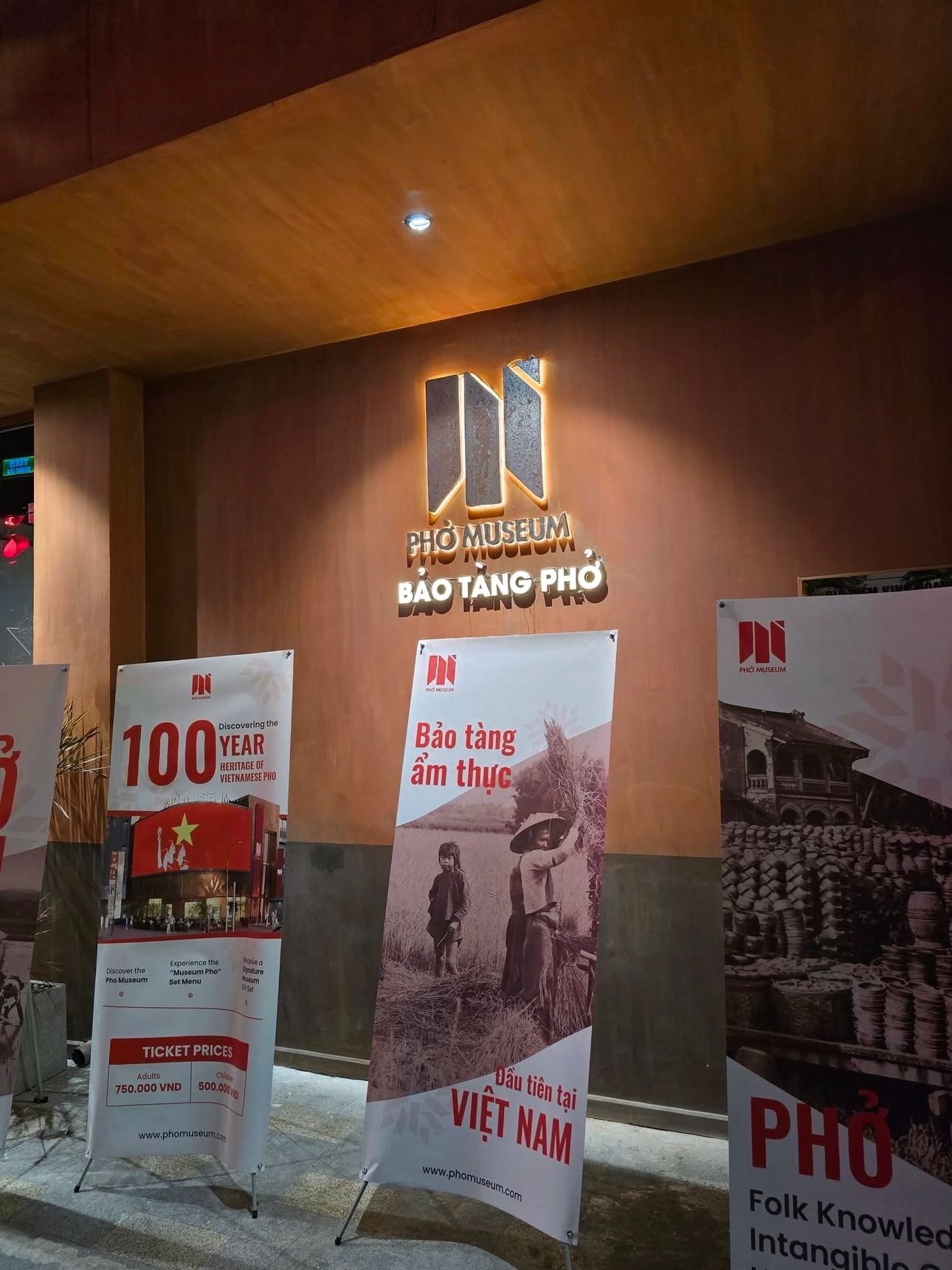 Tour-de-bảo tàng - Đi qua những ký ức Sài Gòn  - Ảnh 37.
