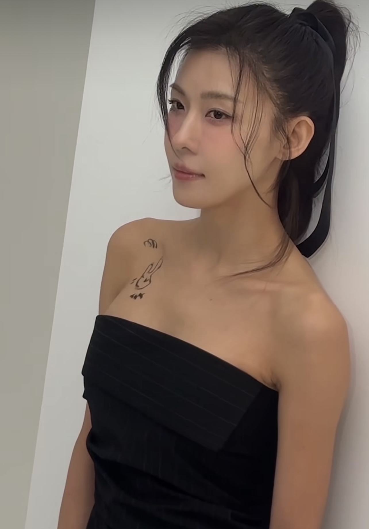 Tuổi 47 nức nở của Ha Ji Won- Ảnh 7.