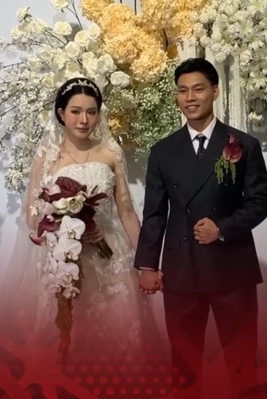 Cam thường bắt trọn nhan sắc Bích Hạnh trong ngày cưới Văn Thanh, có khác xa ảnh trên mạng như dân tình nói?- Ảnh 2.