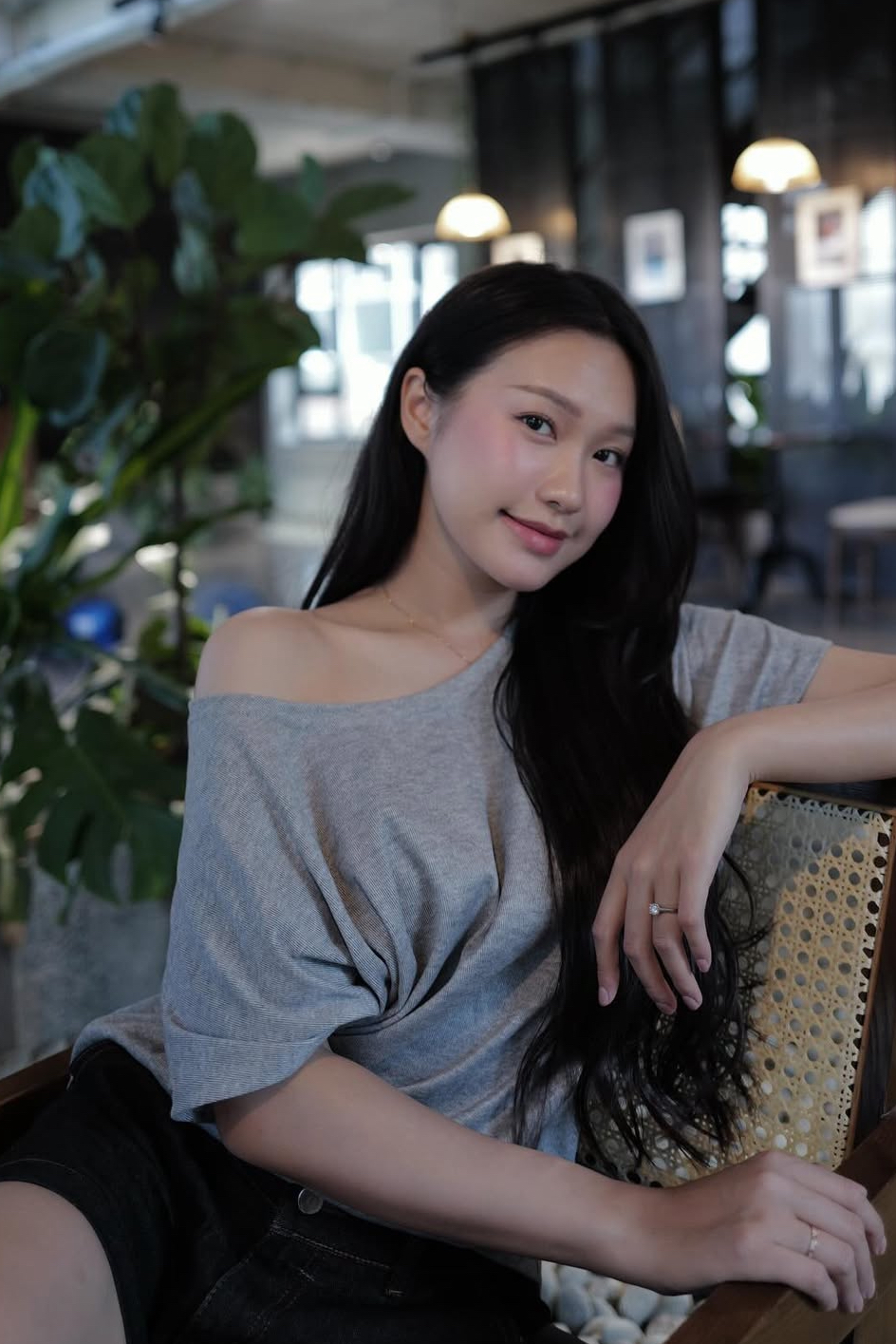 Dụi mắt không nhận ra Doãn Hải My trong diện mạo lạ lẫm, đẹp thế này bảo sao Văn Hậu không mê!- Ảnh 6.