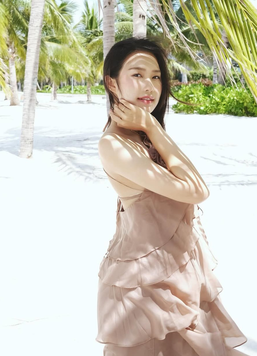 Dụi mắt không nhận ra Doãn Hải My trong diện mạo lạ lẫm, đẹp thế này bảo sao Văn Hậu không mê!- Ảnh 8.