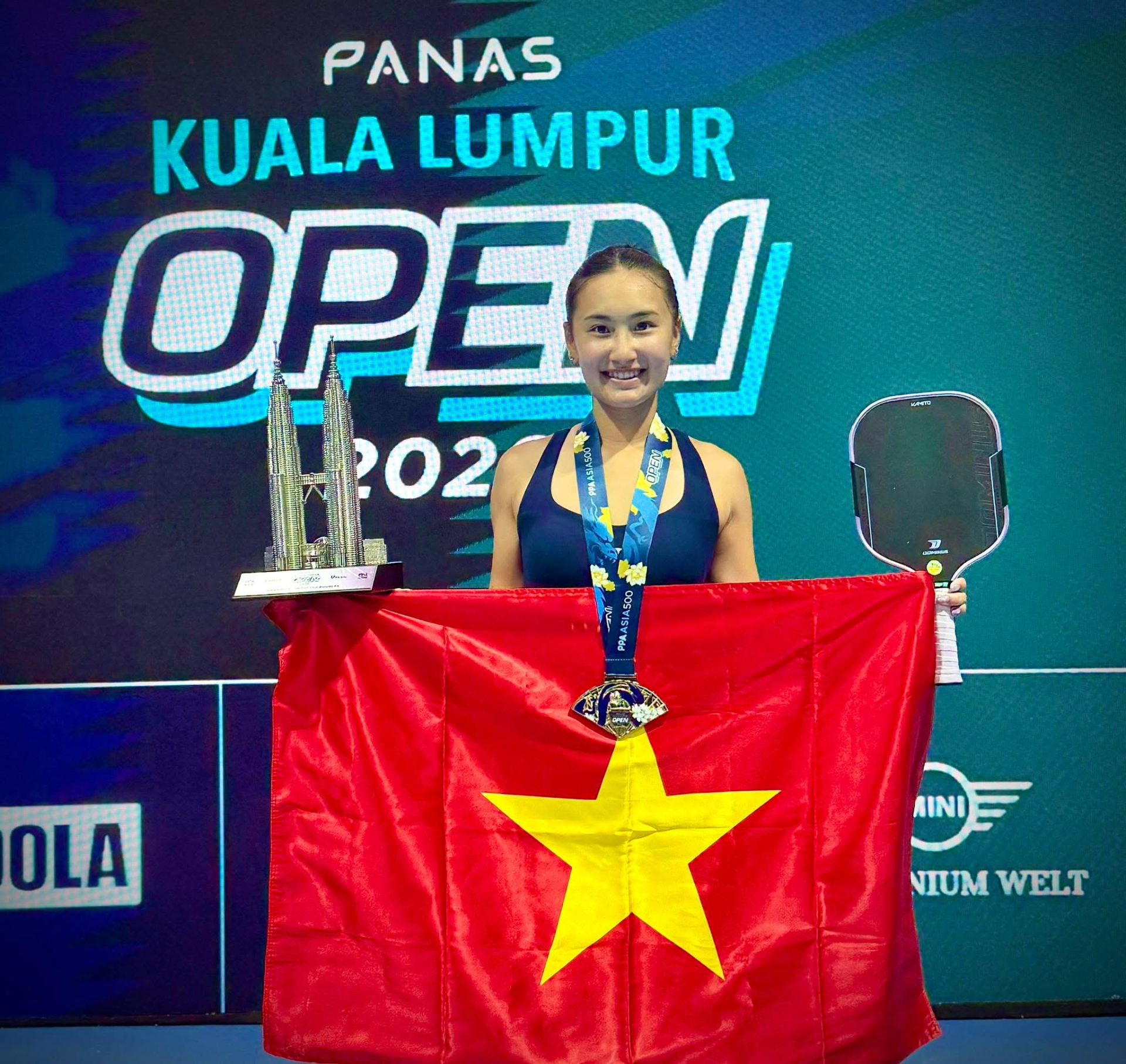 Nàng thơ Alix Trương cùng thần đồng 15 tuổi Tama xuất sắc vô địch PPA Kuala Lumpur- Ảnh 3.