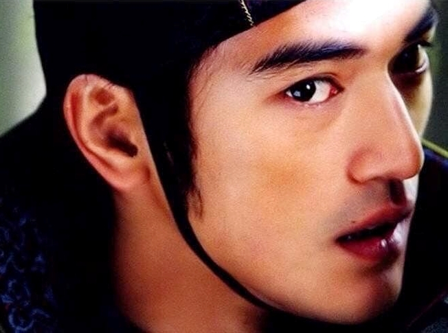 Người đàn ông duy nhất khiến Song Hye Kyo, Trần Kiều Ân mê mệt suốt 25 năm- Ảnh 8.