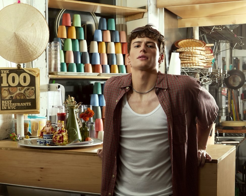 Hot boy lai Việt - Pháp - Ý Bách Buquen xuất hiện trên tài khoản Instagram chính thức gần 700 triệu follower- Ảnh 5.