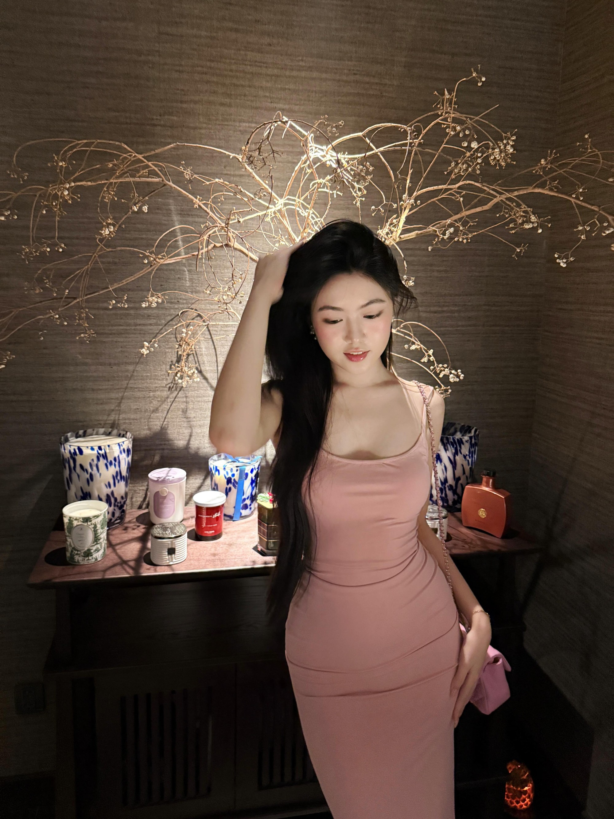 Thiếu gia Tài Sầm lộ rõ tình cảm với Lọ Lem- Ảnh 2.