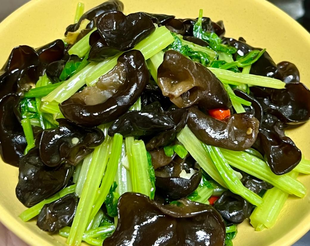 4 món ăn "bình dị" có thể làm sạch mạch máu triệt để, mang lại sự an tâm hơn so với việc uống thuốc- Ảnh 5.