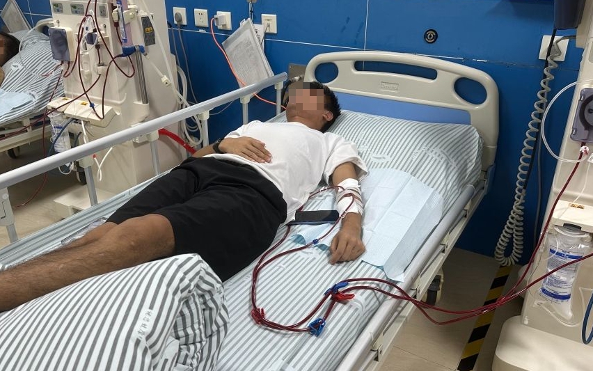 Liên tục tiếp nhận các trường hợp sốc nhiệt do nắng nóng: Bác sĩ cảnh báo nguy cơ khi lao động ngoài trời dưới thời tiết nắng nóng cực đoan - Ảnh 2.