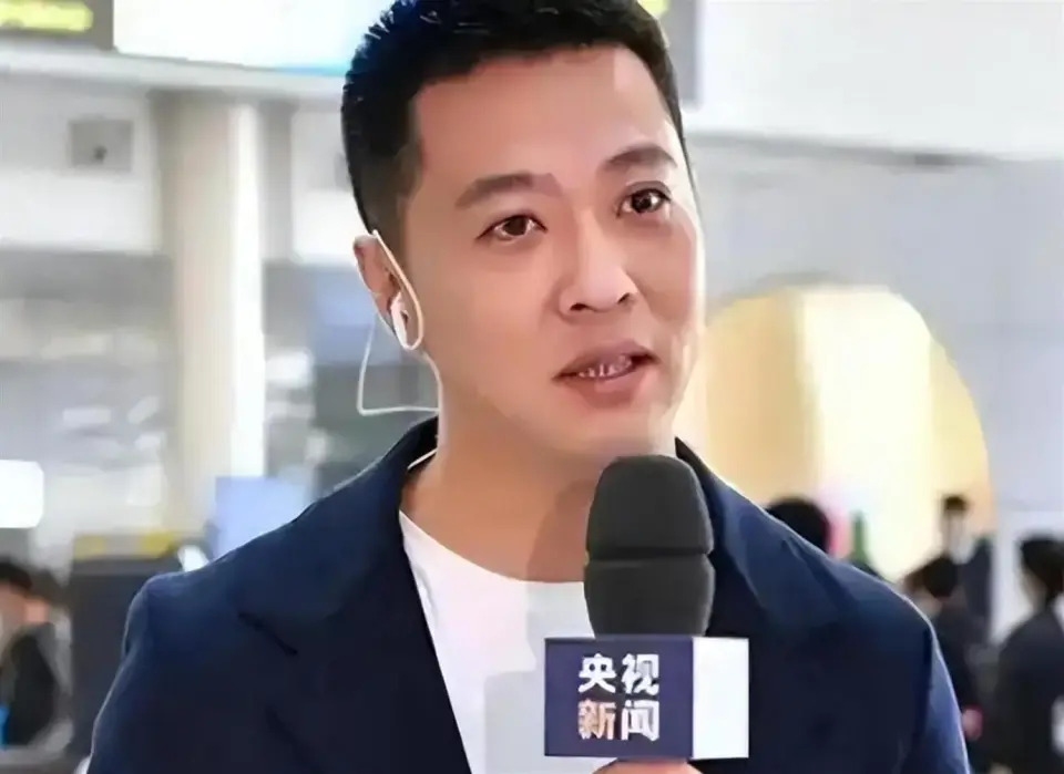 Nam MC điển trai nhất CCTV qua đời chỉ sau 15 ngày phát hiện ung thư, bác sĩ nhắc: Đừng chờ ho mới khám! - Ảnh 2.