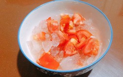 Ngỡ ngàng lấy ra 56 viên sỏi trong thận bé trai lớp 4, bác sĩ nói thẳng: Bố mẹ chiều sai cách! - Ảnh 2.