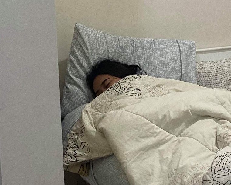 Người phụ nữ tối nào cũng đặt hạt tiêu vào rốn trước khi ngủ, một thời gian sau 4 điều kinh ngạc đã đến - Ảnh 2.