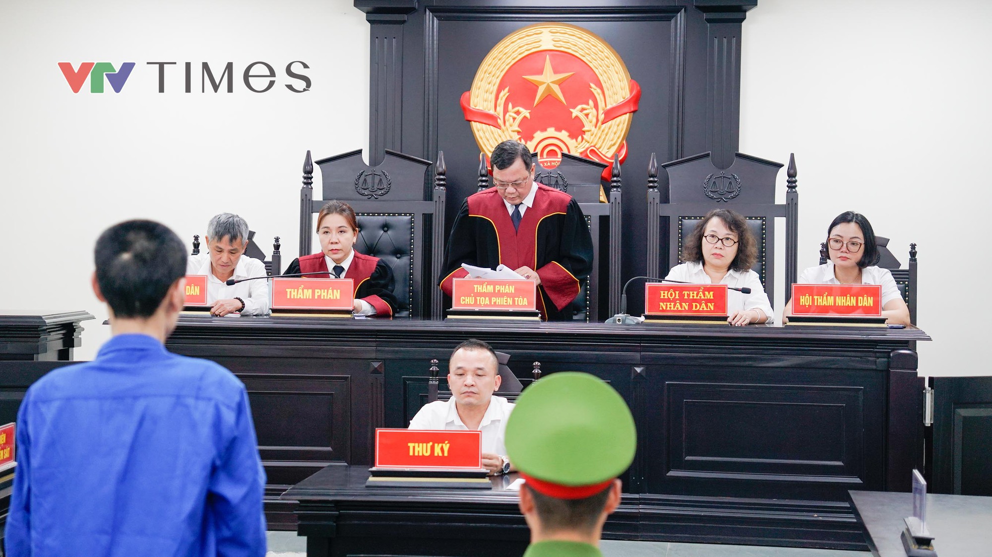 Tuyên án tử hình kẻ đốt quán cà phê khiến 11 người tử vong ở Hà Nội- Ảnh 2.