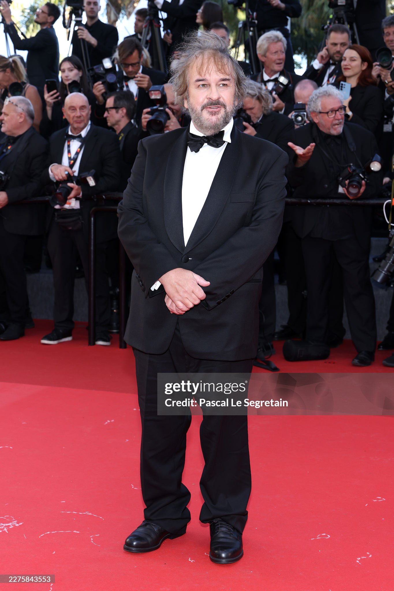 Thảm đỏ khai mạc Cannes 2026: Nàng thơ Pháp hở bạo lấn lướt Demi Moore - Heidi Klum, dàn sao châu Á đổ bộ hoành tráng- Ảnh 33.