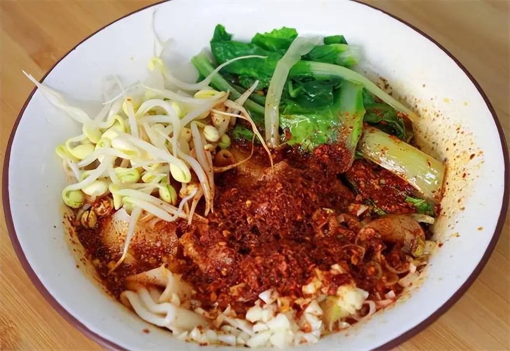 Phổi KHÔNG SỢ kích thích từ hành, tỏi hay bột ớt, đây mới thật sự là 6 "sát thủ" phá phổi nhanh như chớp! - Ảnh 1.