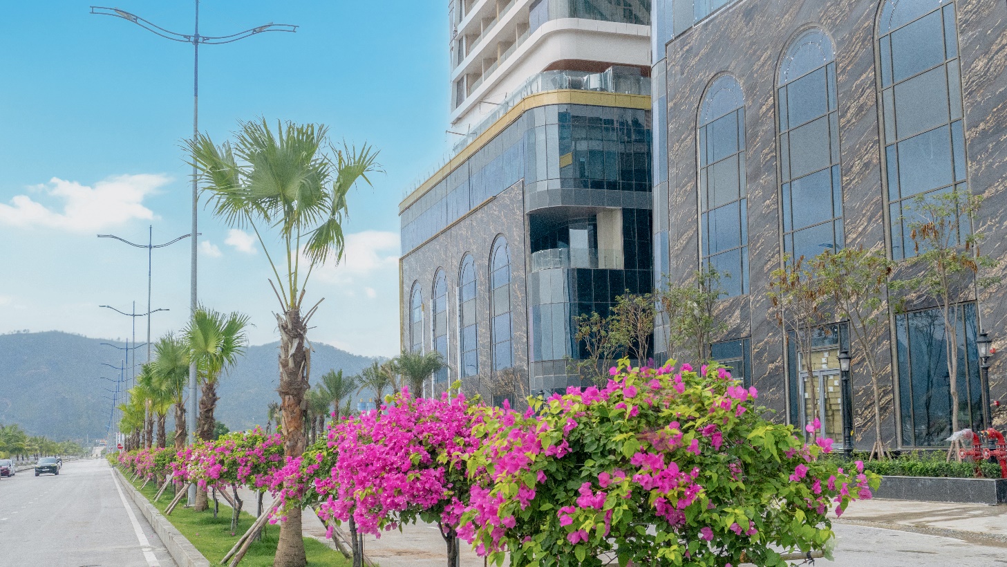 Thời điểm lý tưởng sở hữu căn hộ biển 5 sao giá dưới 2 tỷ đồng - Ảnh 2. Thời điểm lý tưởng sở hữu căn hộ biển 5 sao giá dưới 2 tỷ đồng - Ảnh 2.
