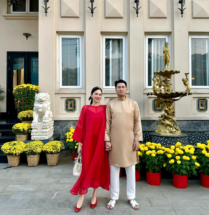 Mỹ nhân Hà thành cưới con trai tỷ phú: 30 tuổi làm dâu hào môn, sống như "nữ hoàng" trong biệt thự sang trọng- Ảnh 3.