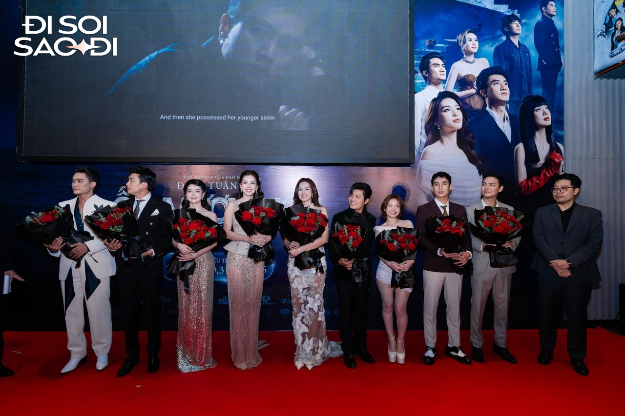Thảm đỏ HOT nhất hôm nay: Tiểu Vy đẹp lấn át Thanh Thủy - Thiên Ân, Hòa Minzy xinh yêu như công chúa- Ảnh 1. Thảm đỏ HOT nhất hôm nay: Tiểu Vy đẹp lấn át Thanh Thủy - Thiên Ân, Hòa Minzy xinh yêu như công chúa- Ảnh 1.