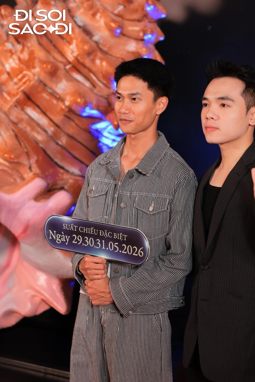 Thảm đỏ HOT nhất hôm nay: Tiểu Vy - Phương Nga đọ sắc bùng nổ, 1 mỹ nhân Gen Z đẹp điên lên được- Ảnh 15.