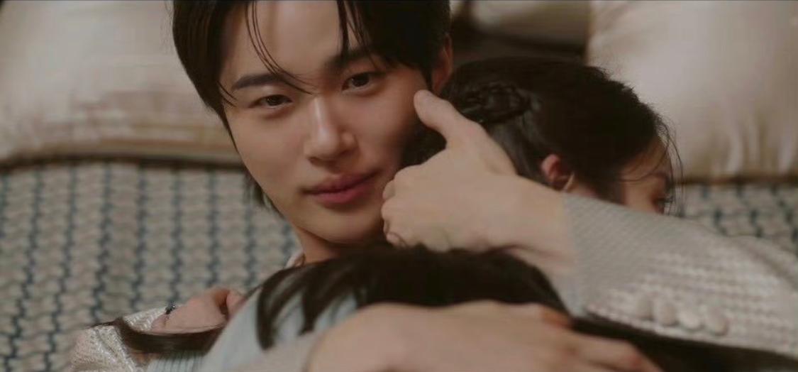 Hãy cứu Han So Hee khỏi Byeon Woo Seok!- Ảnh 2.