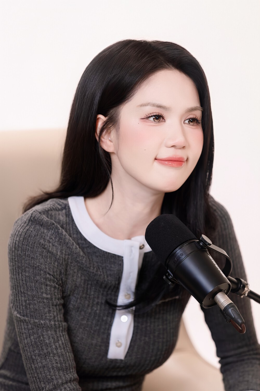 Ngọc Trinh: Không có chồng con cũng được, tôi chỉ muốn sống tốt cuộc đời mình- Ảnh 8. Ngọc Trinh: Không có chồng con cũng được, tôi chỉ muốn sống tốt cuộc đời mình- Ảnh 8.