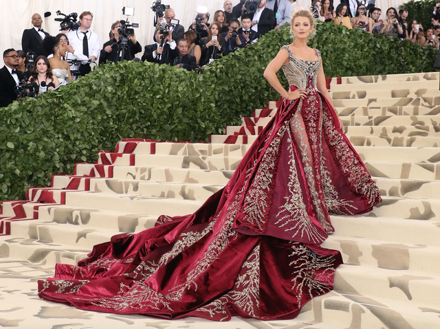 Nhìn lại Met Gala 2018: Một mùa đẹp "nao lòng" đến mức áp lực cho hiện tại- Ảnh 9.