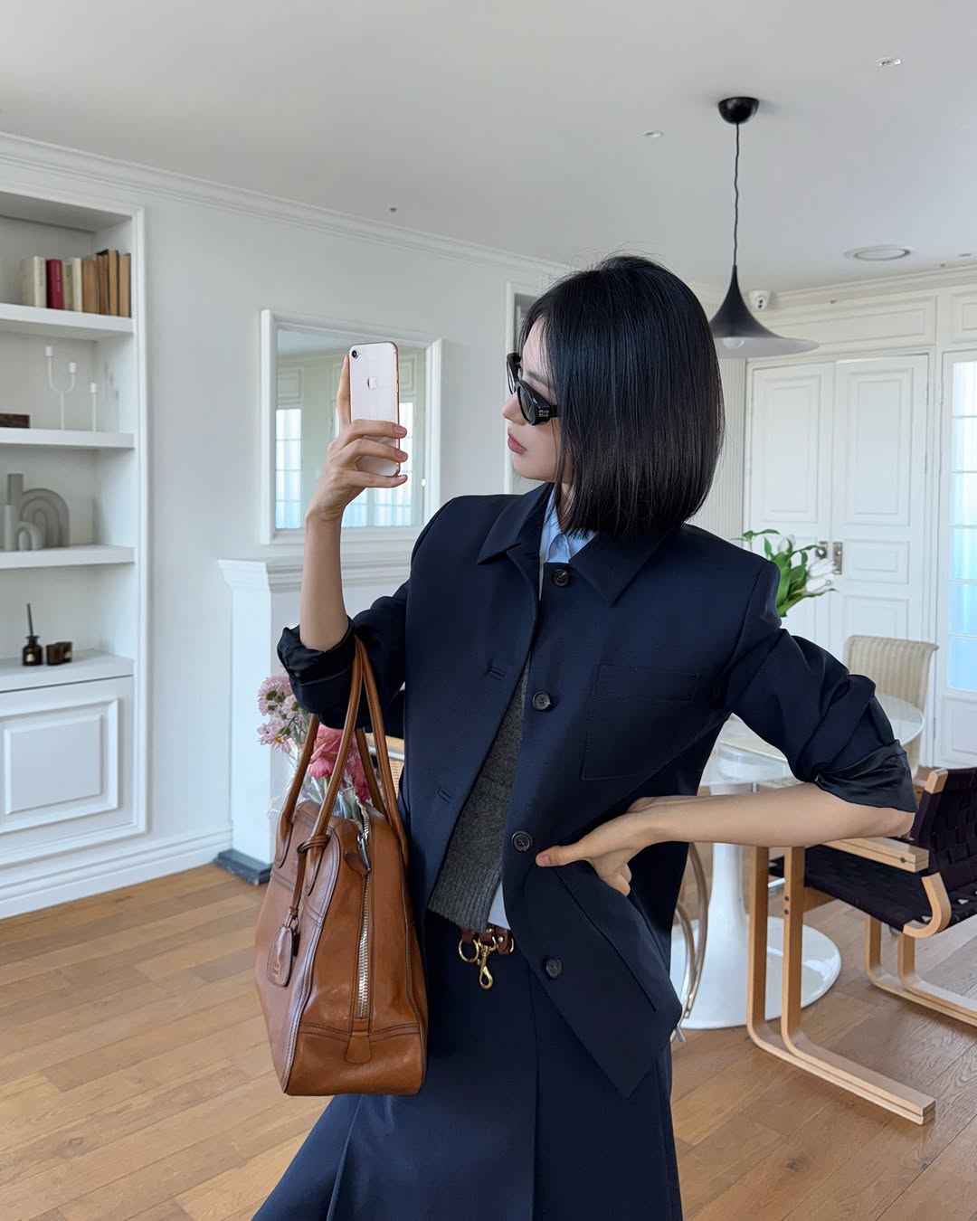 "Ác nữ" trên phim ngoài đời hiền như tiên nữ: Mặt xinh dáng xịn, mặc đẹp không trượt phát nào- Ảnh 8.