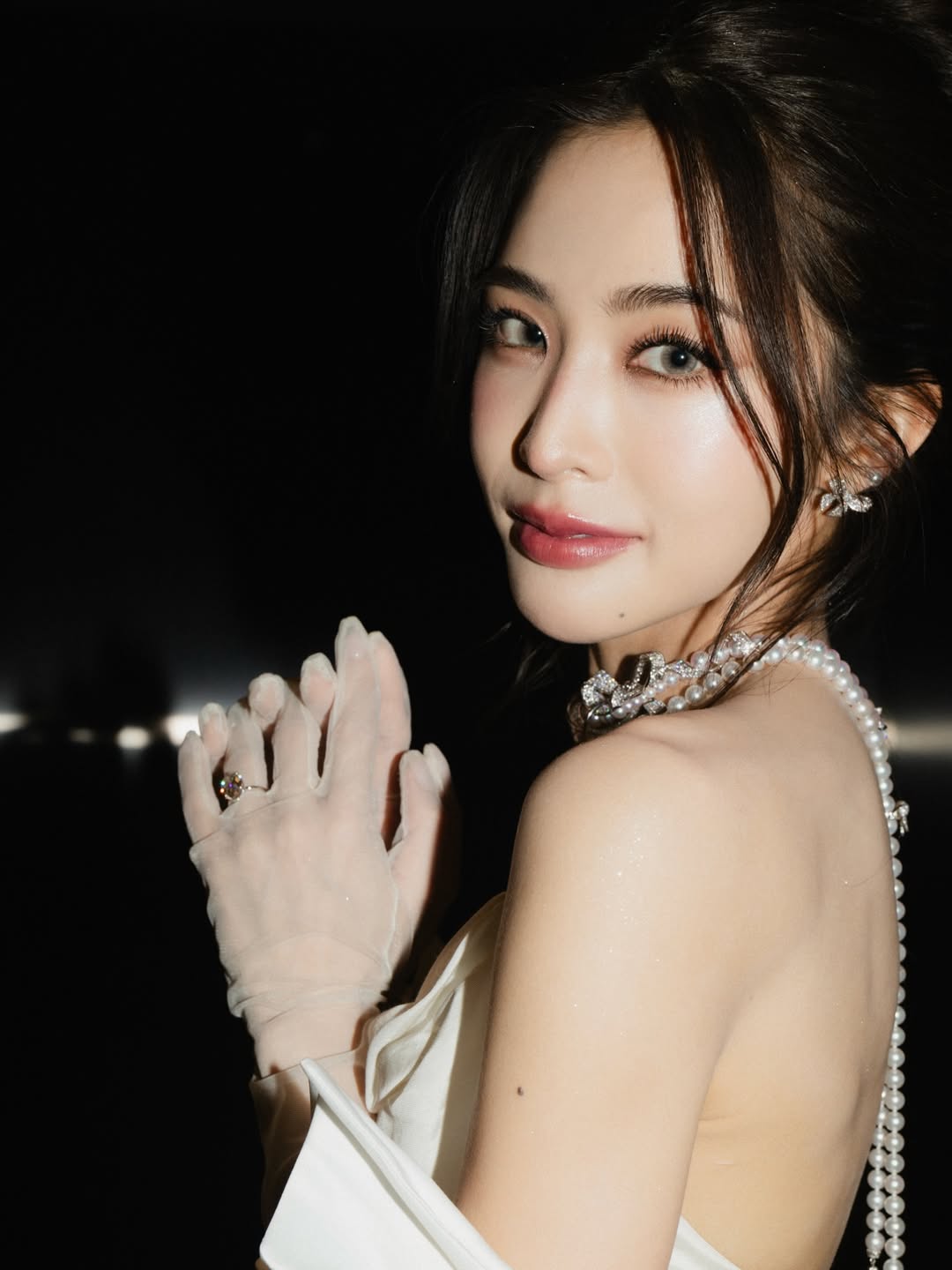 Minh tinh có chồng thiếu gia đang bị tố xâm hại em trai: Đăng status 500 chữ cầu xin đúng 2 điều giữa lúc mang thai- Ảnh 1.